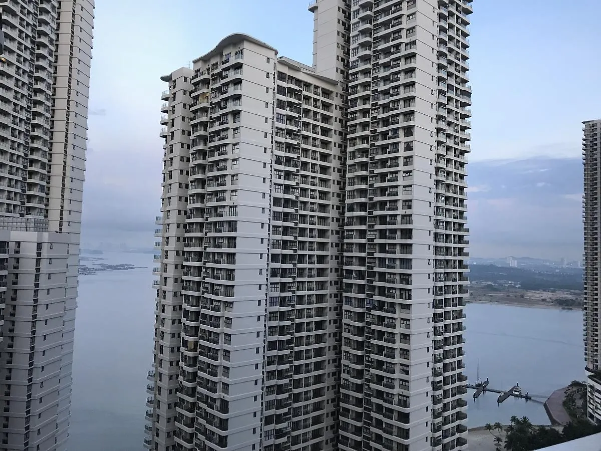 5 Star Resort At Danga Bay 碧桂园 金海湾 Johor Bahru 0*,